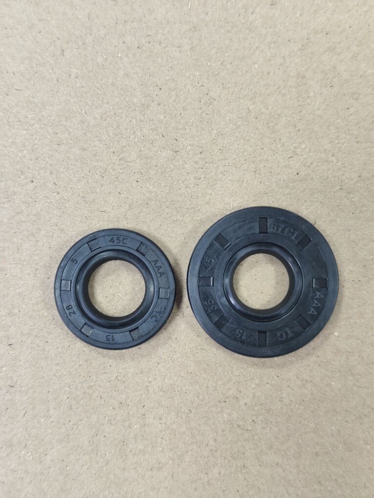 Сальник коленвала для триммеров 43,52 куб.см., набор 2 шт.