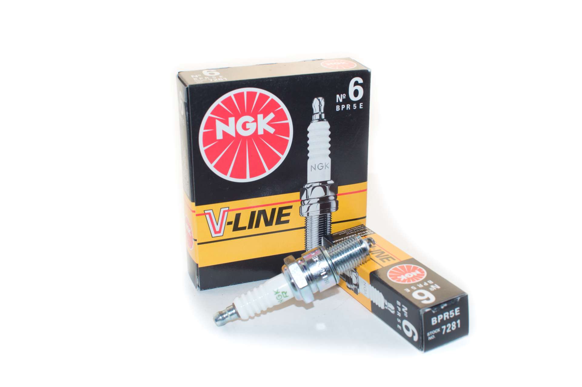 Свеча зажигания NGK V line 28