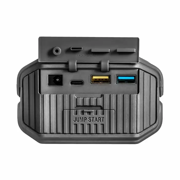 Устройство пусковое Nitro 24 (12В, 24000 мАч, 2000 А, Type-C, USB-A, дисплей, фонарь QUATTRO ELEMENTI