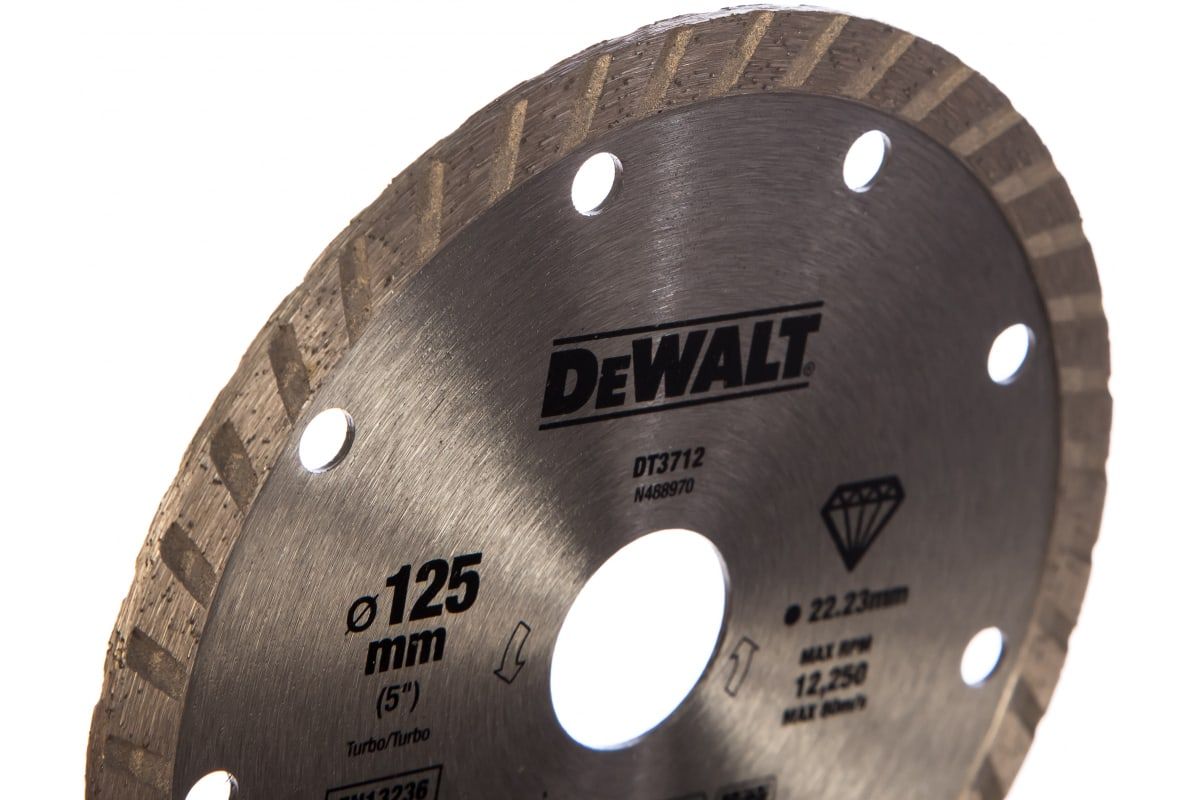 Диск алмазный отрезной Turbo (125х22.2 мм) для УШМ DeWALT DT 3712