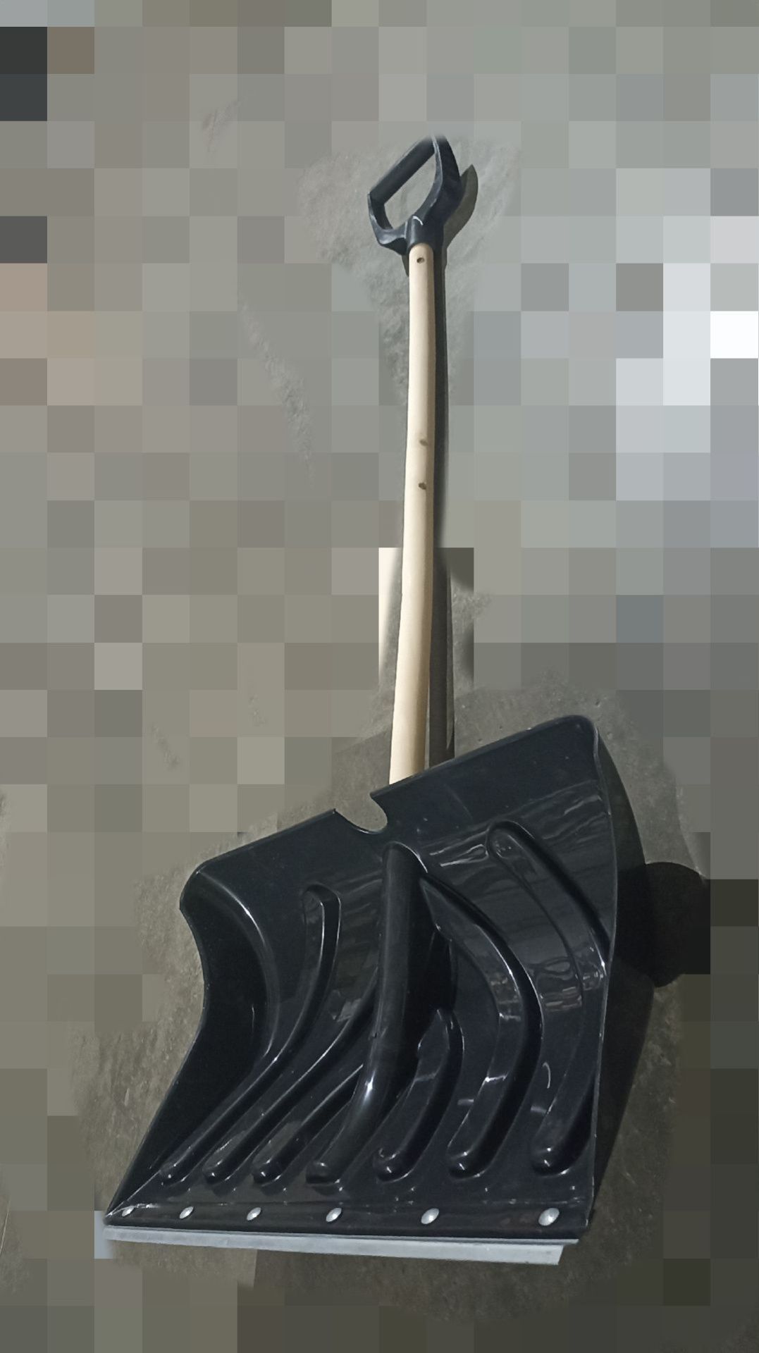 Лопата "КРЕПЫШок" 500*335 ковш с оцинкованной пластиной, деревянный черенок.