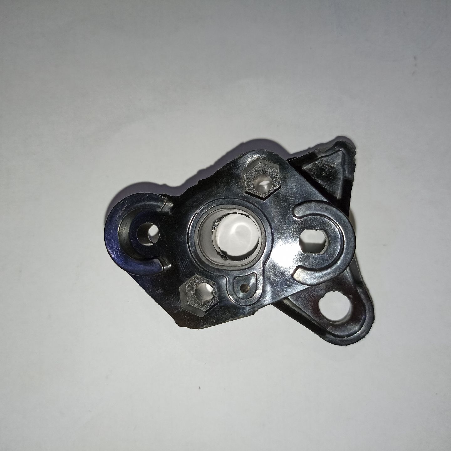 Адаптер карбюратора бензотриммера ВС H-128R Husqvarna