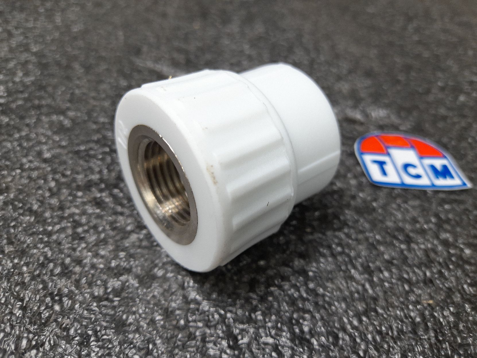 Муфта переходная с внутренней резьбой 25 x 1/2" (100/25) (Valfex)