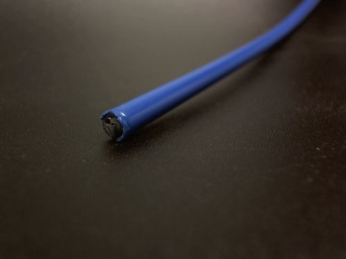 Оболочка троса тормоза диам. 4,9 мм тёмно-синяя