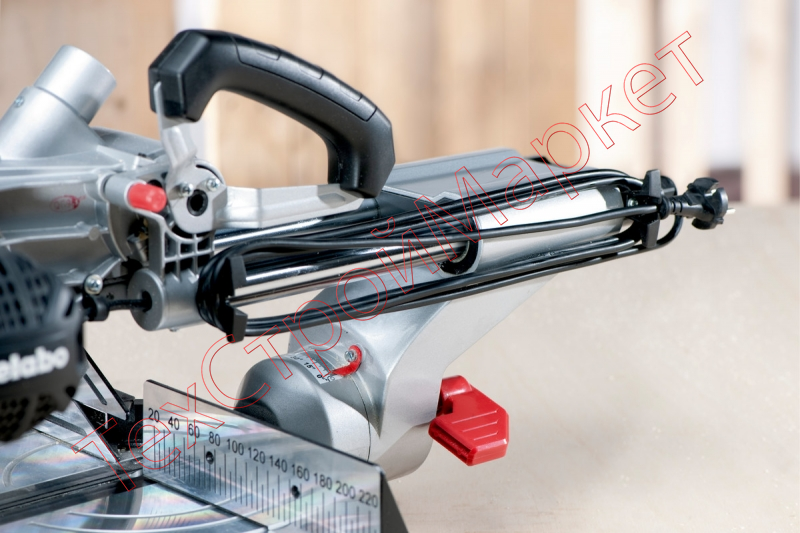 Пила торцевая Metabo KGS 216 M
