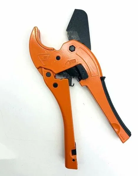 Ножницы автоматические для пластиковых труб до 40 мм VALFEX (50)