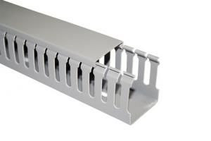 Кабель-канал перф.  25*25 SQ0410-0001 TDM