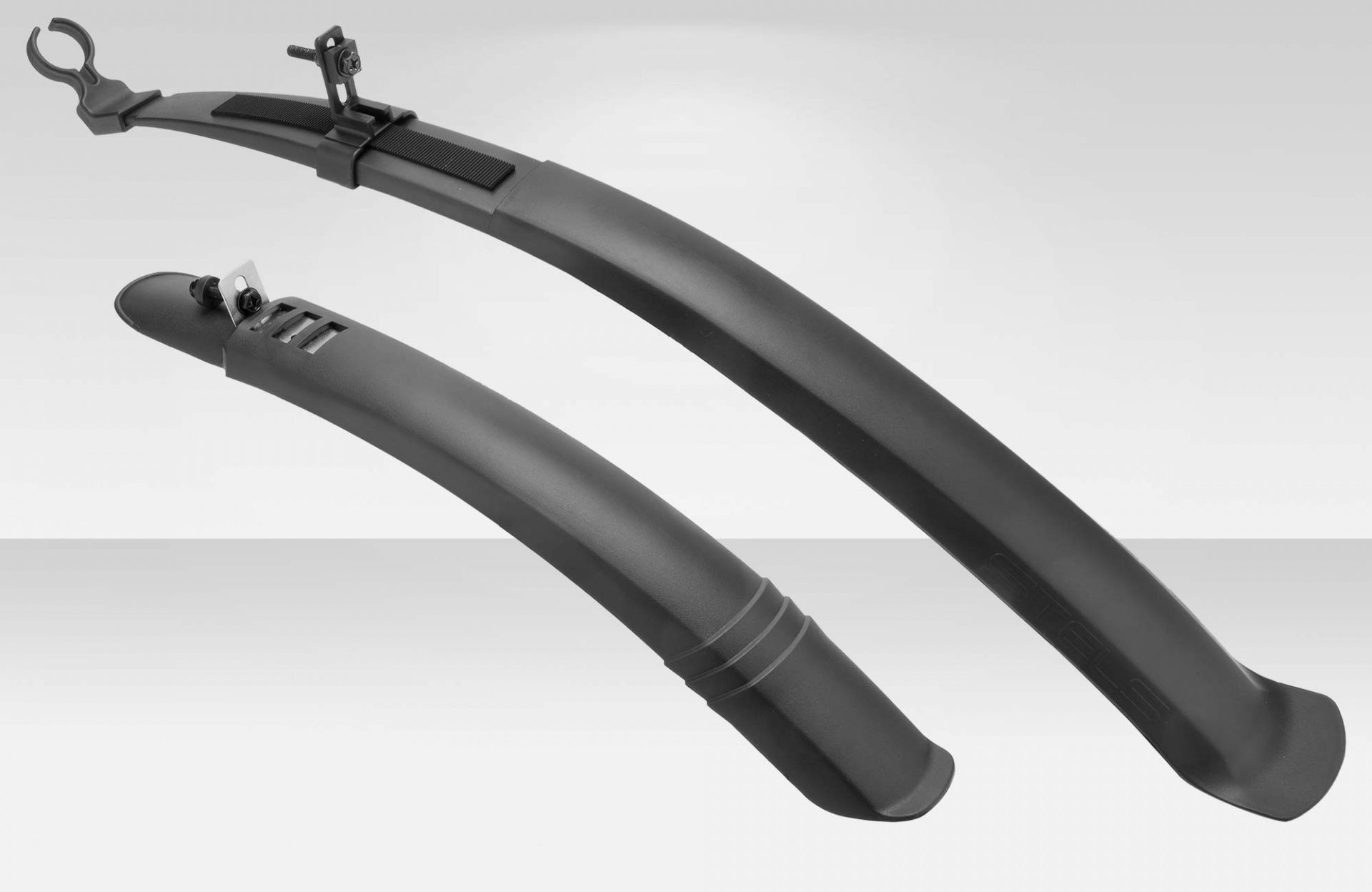Комплект крыльев 24"-26" XH-B103 пластик чёрн., крепл. для подсед. труб 31,8-34,9мм