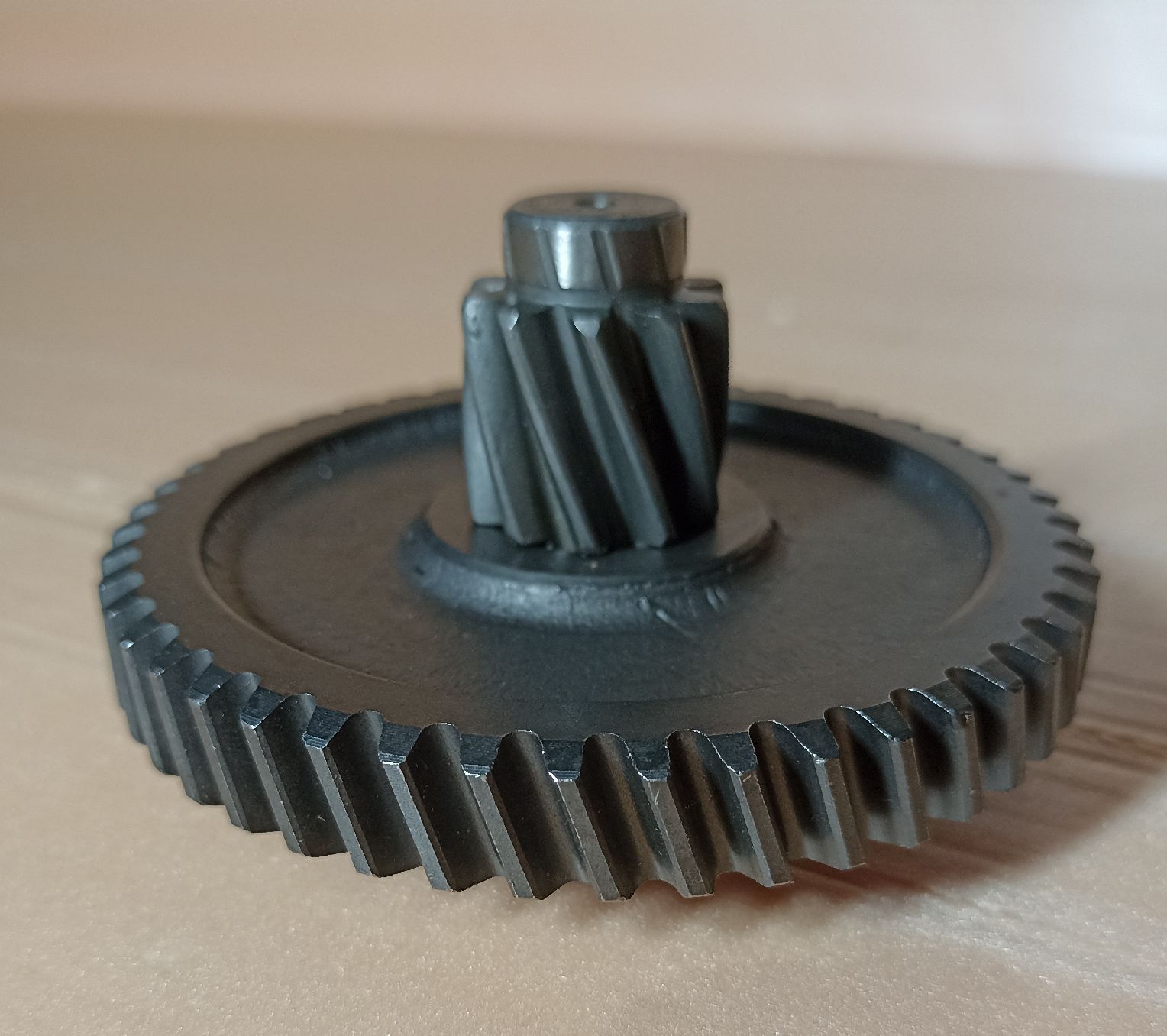 Шестерня G1007G01-48Т мотобура BR-52/000  BR-63/000 в сборе с валом