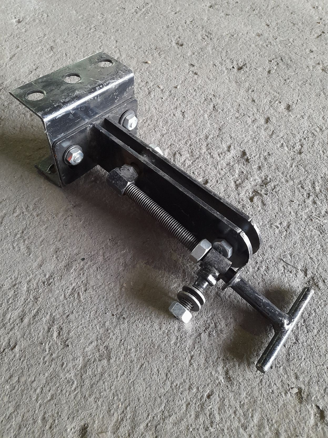 Сцепка для мотоблока с наружным кронштейном, универсальная, регулируемая, поворотная, шпилька 16 мм.