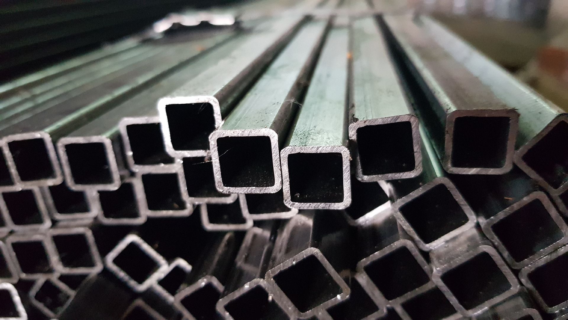 Труба профильная ХК (квадрат) 15*15*1,5мм L-6000мм