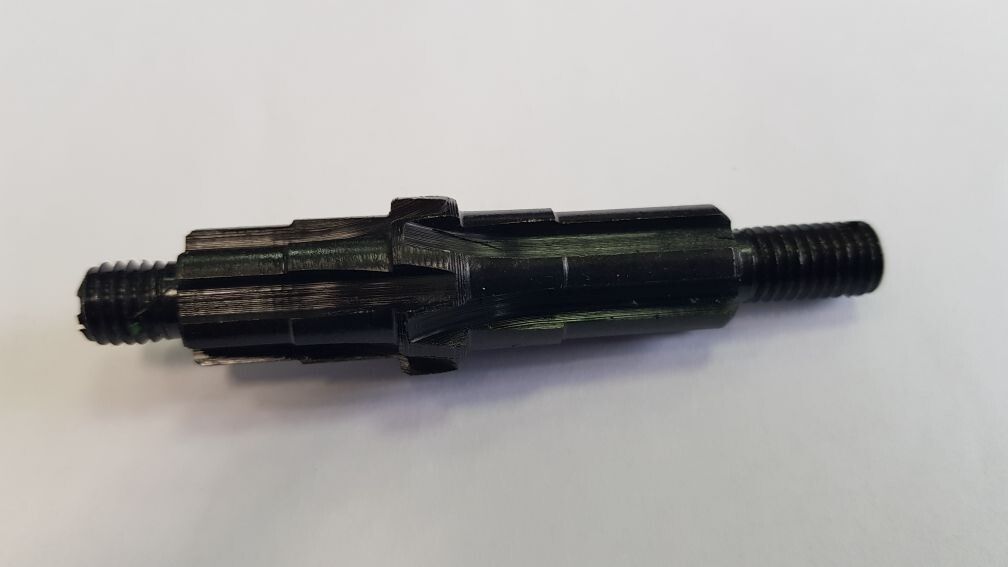 Вал редуктора привода роторной косилки MR 800