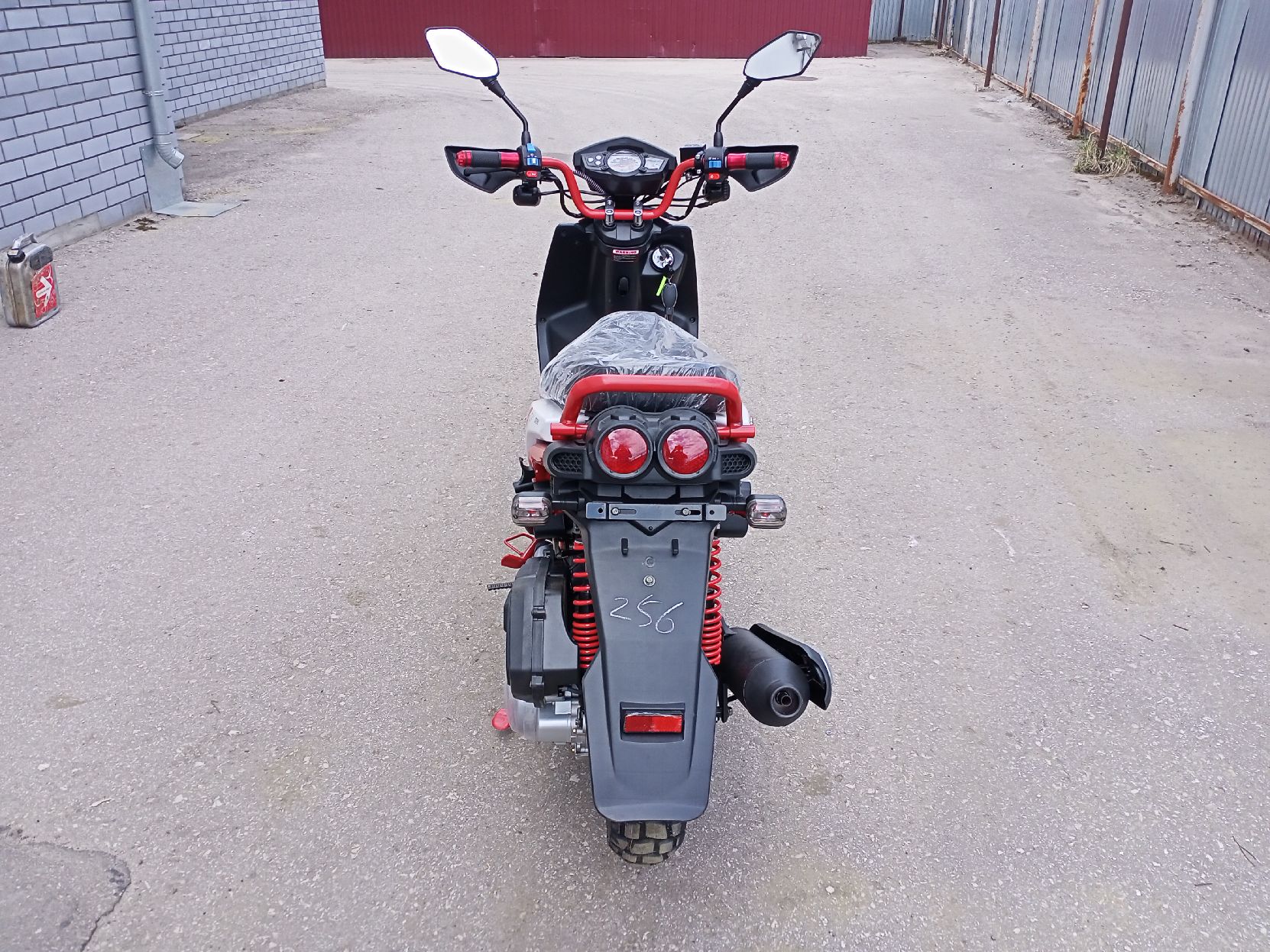 Скутер VENTO SMART 49cc (150) (YAMAHA BWS REPLICA сигнализация) Бело-Красный