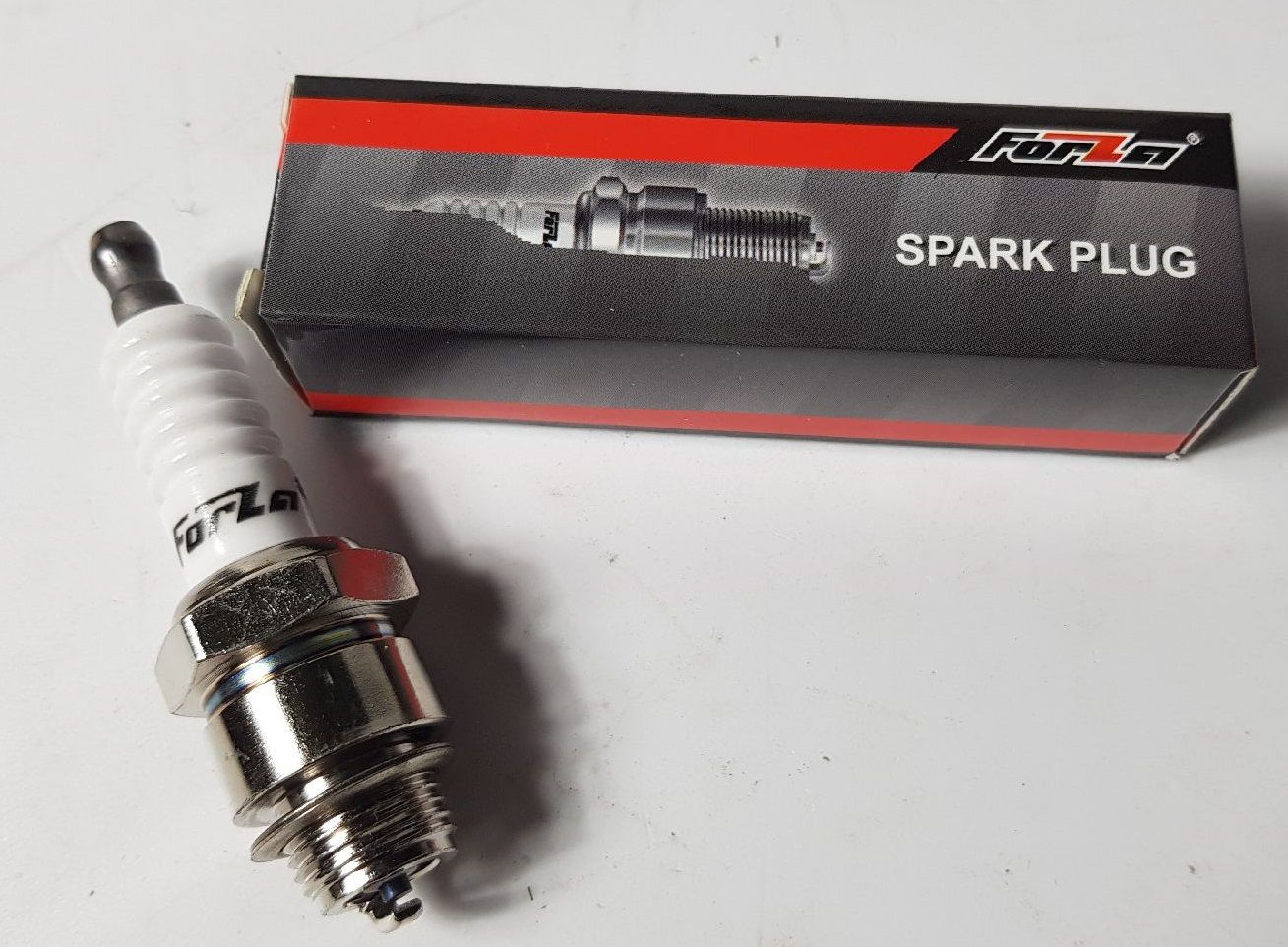 Свеча Forza 4106 4-тактная для двигателей ("юбка" 9мм)
