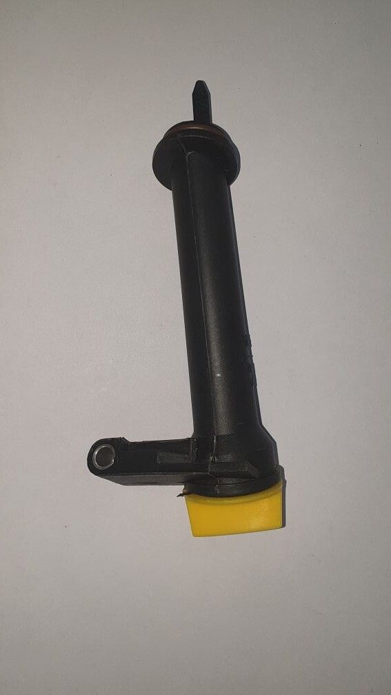 Щуп DDE уровня масла , двигателя T575 в сборе с кронштейном
