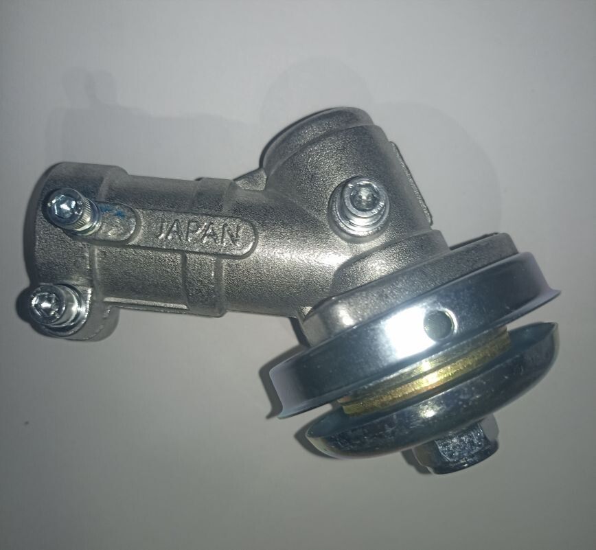 Редуктор нижний для бензотриммера СТ-430/520 (7 шлицов, 26мм)