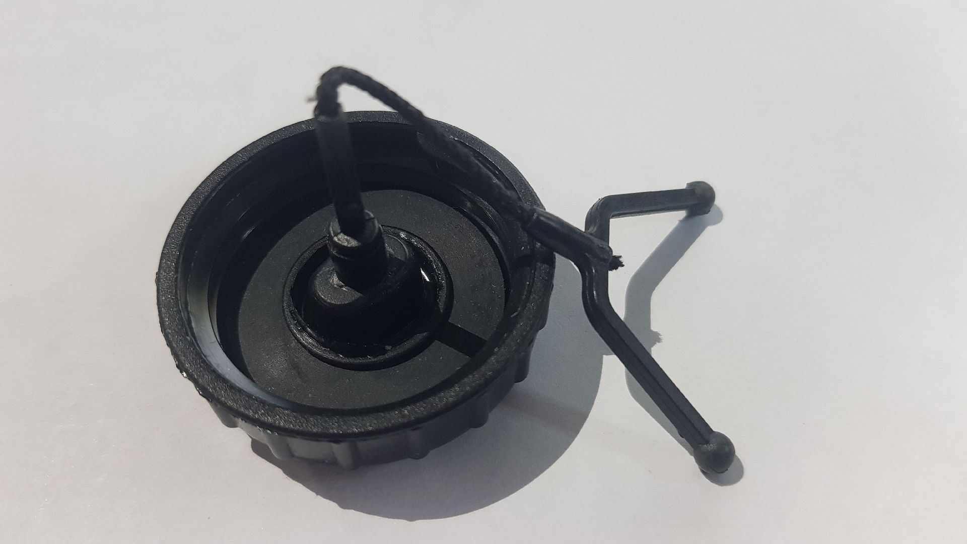 Пробка бензина и масла для бензопил ST170/180