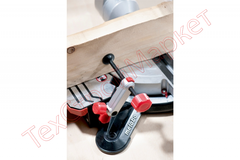 Пила торцевая Metabo KGSV 216 M