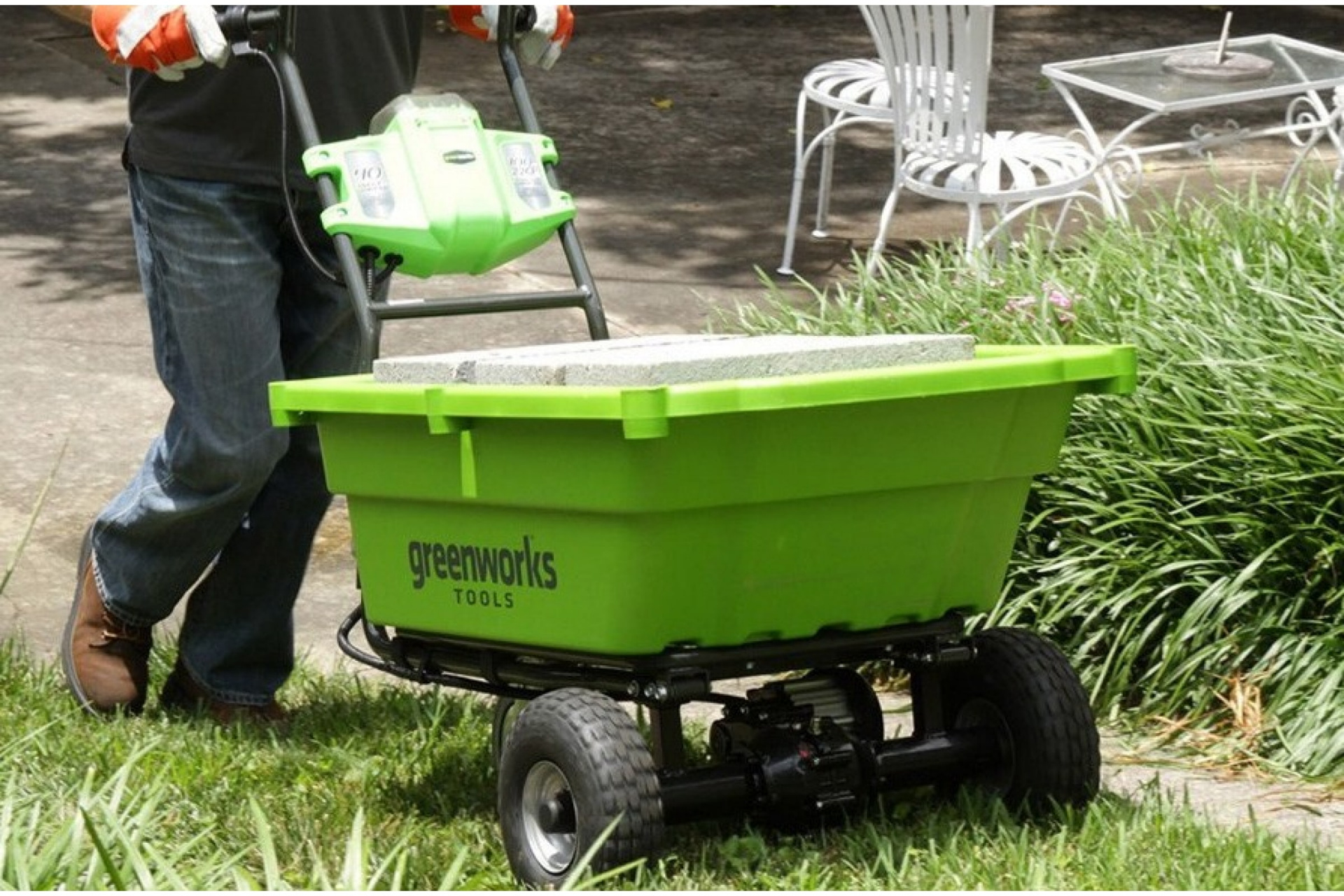 Садовая тележка самоходная Greenworks G40GC, 40V, 106 л