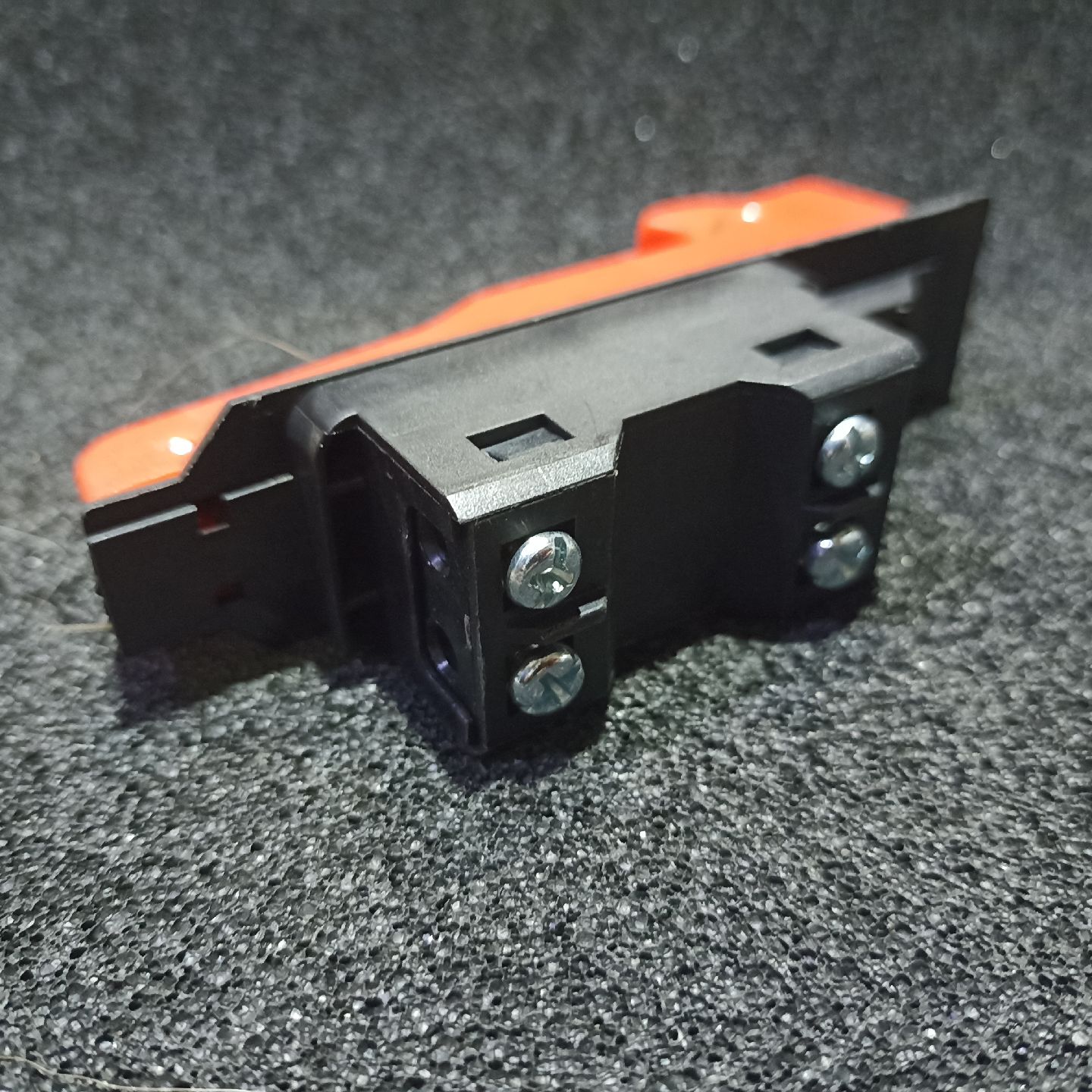 Выключатель для УШМ (болгарок) ПУЛЬСАР 230-2100/2400